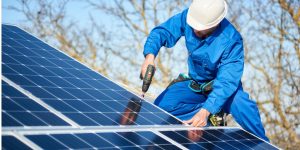 Installation Maintenance Panneaux Solaires Photovoltaïques à Cescau